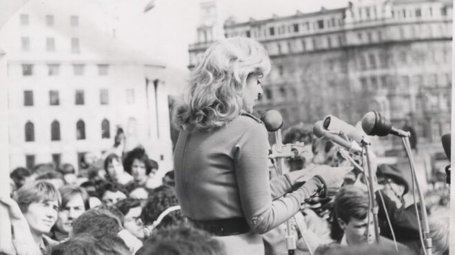 η-επίπονη-διαδρομή-προς-τη-δημοκρατία-563134807