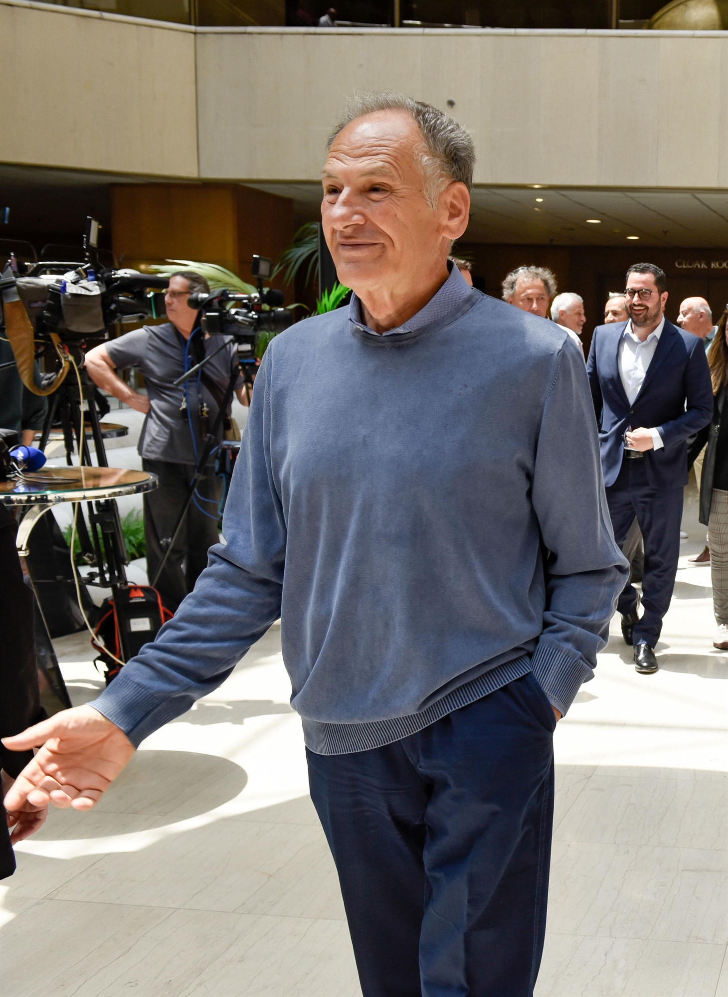 Θεωρείο: Στη μαύρη λίστα-1