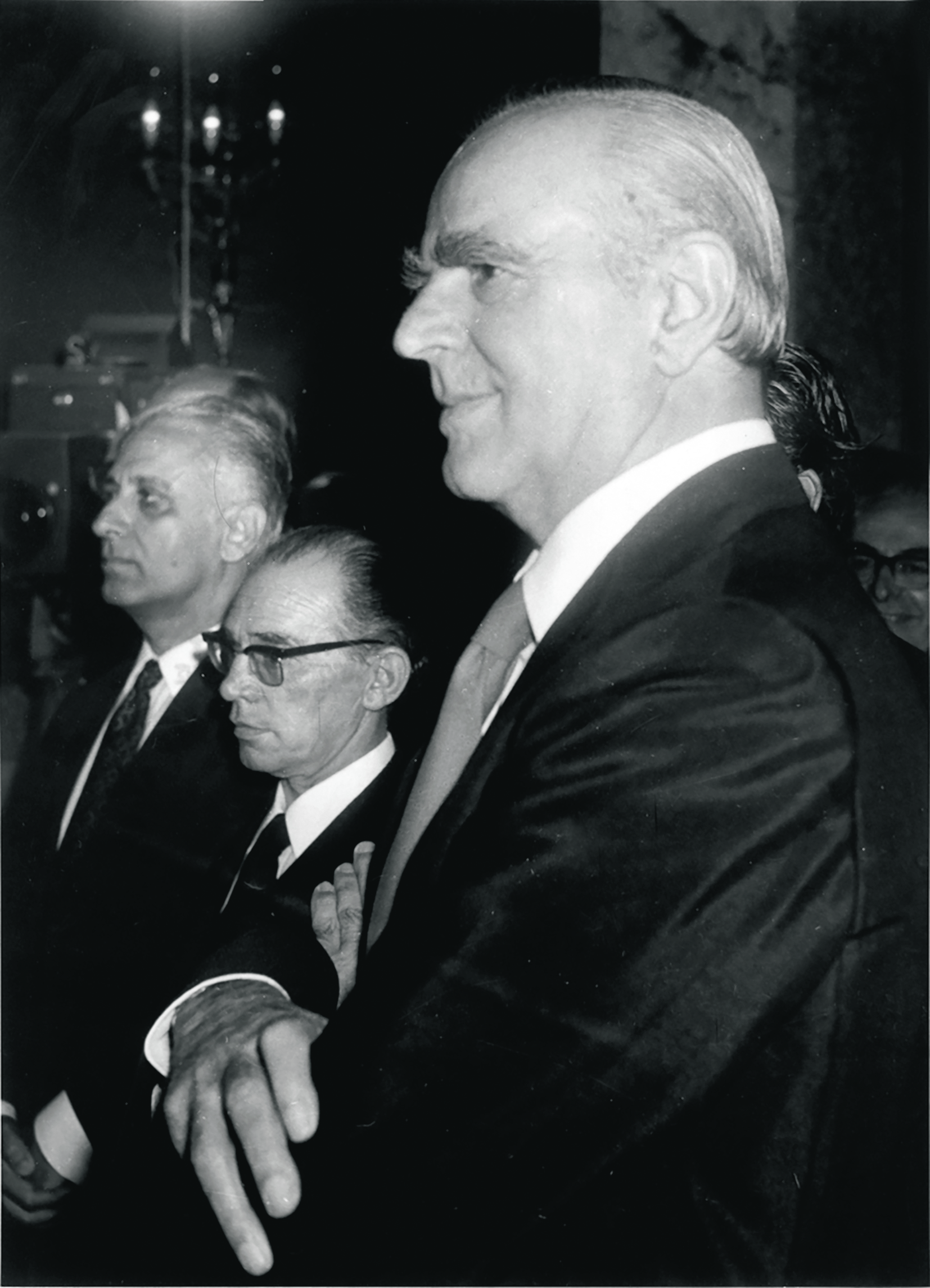 Μεταπολίτευση: Oι πρώτες μέρες-4