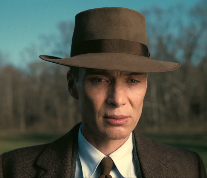 HOME CINEMA: Ο «καταστροφέας των κόσμων» και οι υπερήρωες-1