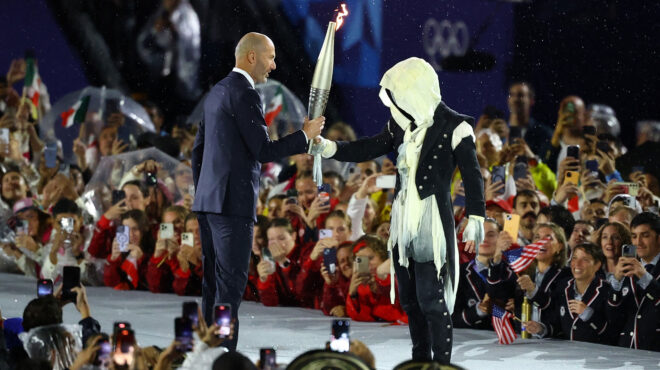 φαντασμαγορία-ή-προπαγάνδα-563150944