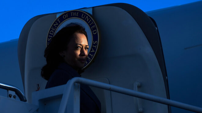 μπορεί-η-κάμαλα-χάρις-να-νικήσει-τον-τρ-563139109