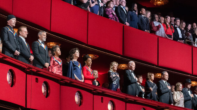 μπάιντεν-δεν-αποσύρομαι-θα-τελειώσω-563121442