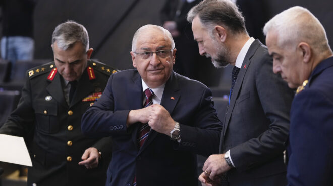 politico-για-τουρκία-χαράσσει-τη-δική-της-πορ-563119546