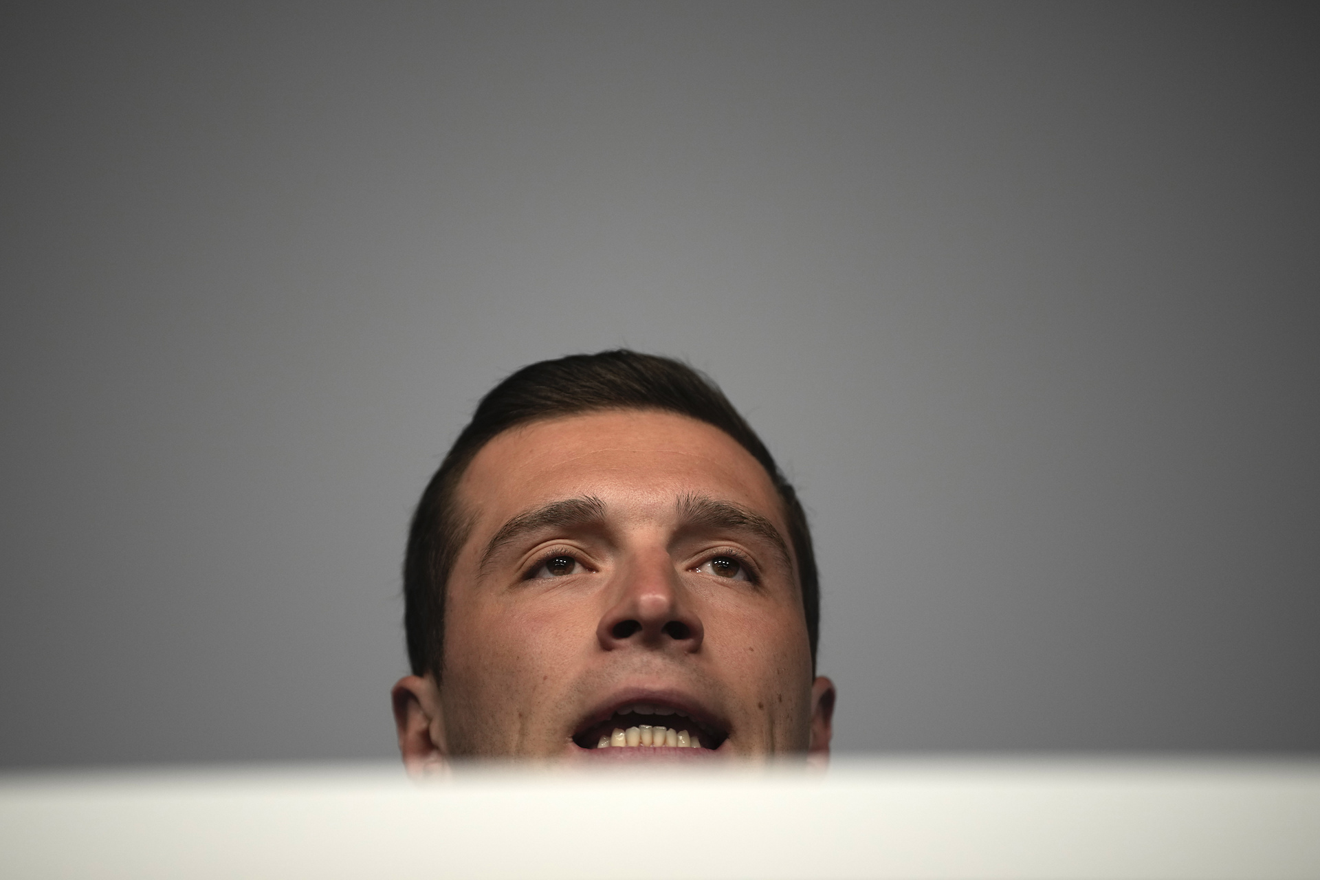 Ανατροπή στη Γαλλία: Αντιμέτωπος με μια διαφορετική «συγκατοίκηση» τώρα ο Μακρόν-2