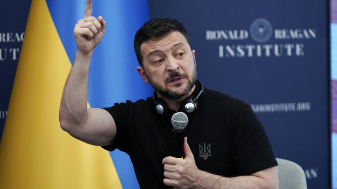 ο-ζελένσκι-καλεί-το-νατο-να-βοηθήσει-τη-563119609