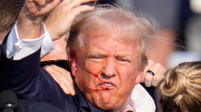 η-μελάνια-τραμπ-χαρακτήρισε-τέρας-τ-563126491