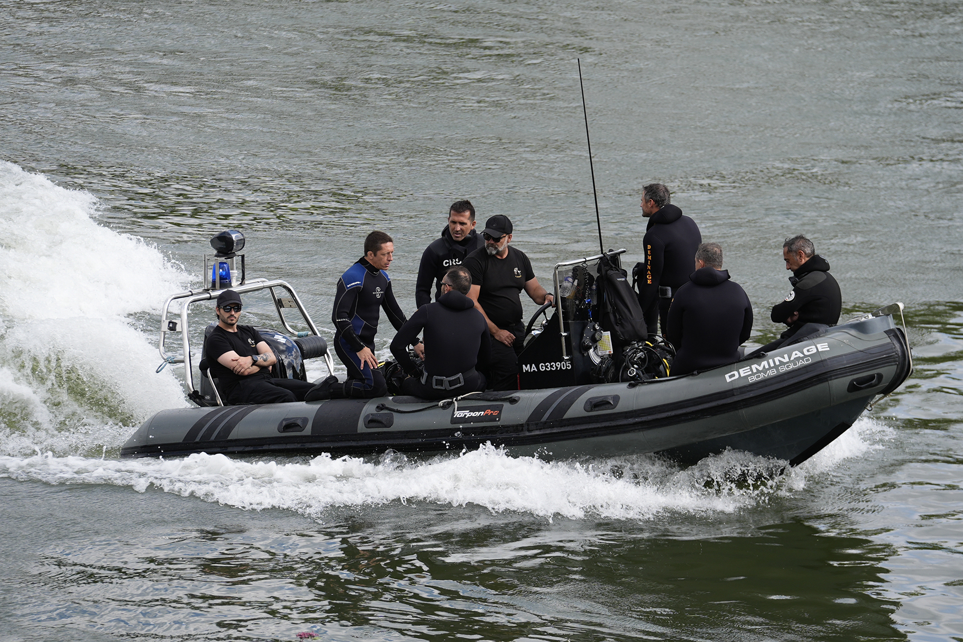 Οι Ολυμπιακοί ξεκινούν, οι Παριζιάνοι φεύγουν-6