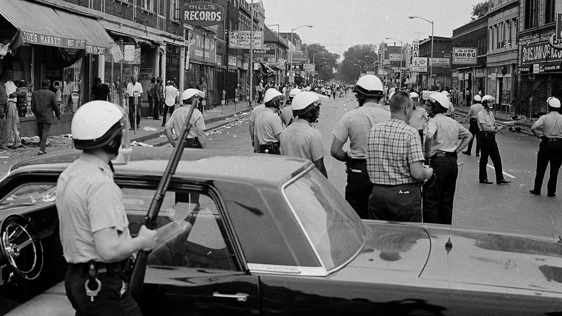 Σαν σήμερα: 23 Ιουλίου 1967 – Ξεσπούν οι ταραχές του Ντιτρόιτ-1