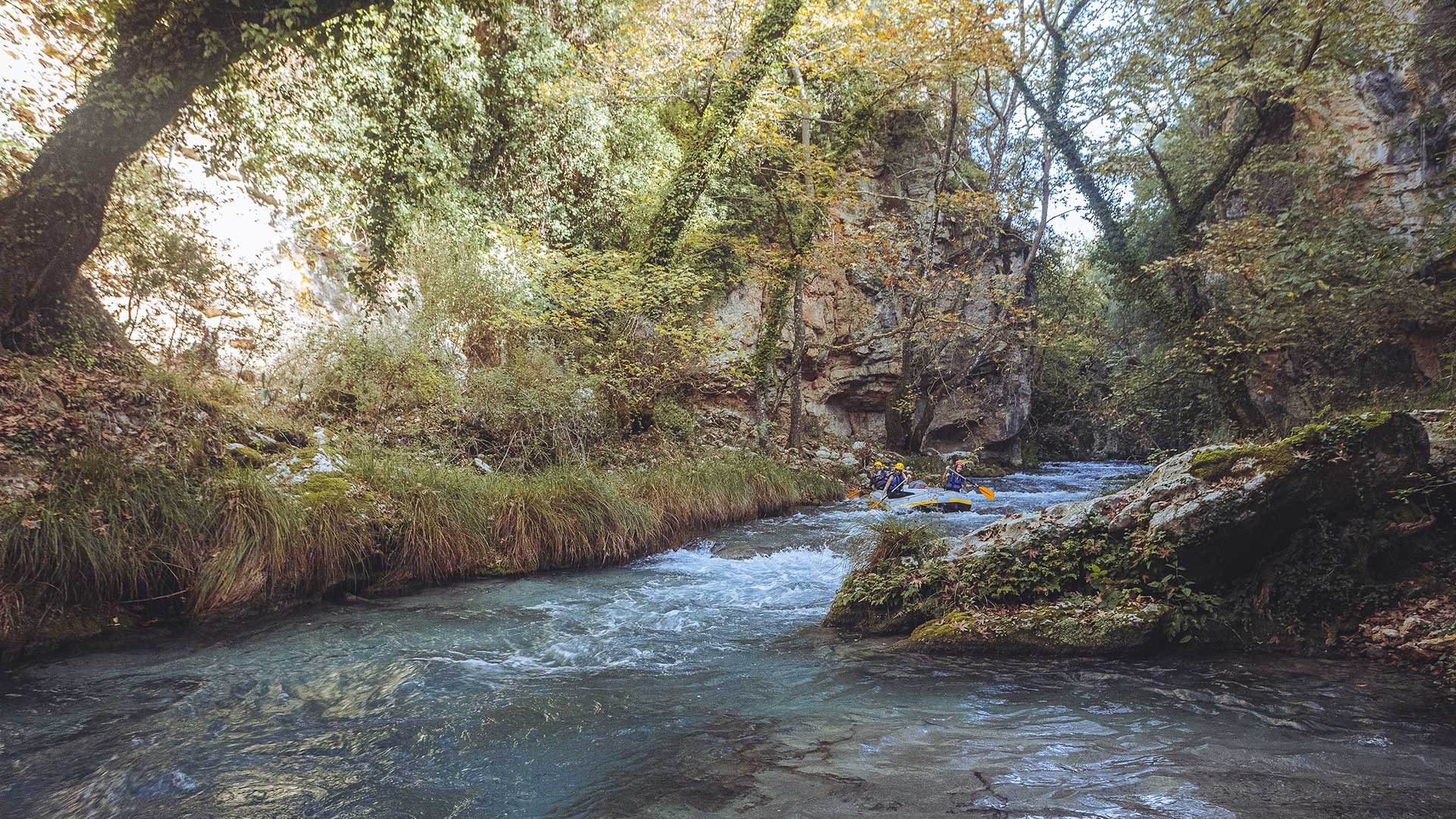 3 φαράγγια της Πελοποννήσου που πρέπει να περπατήσετε-2