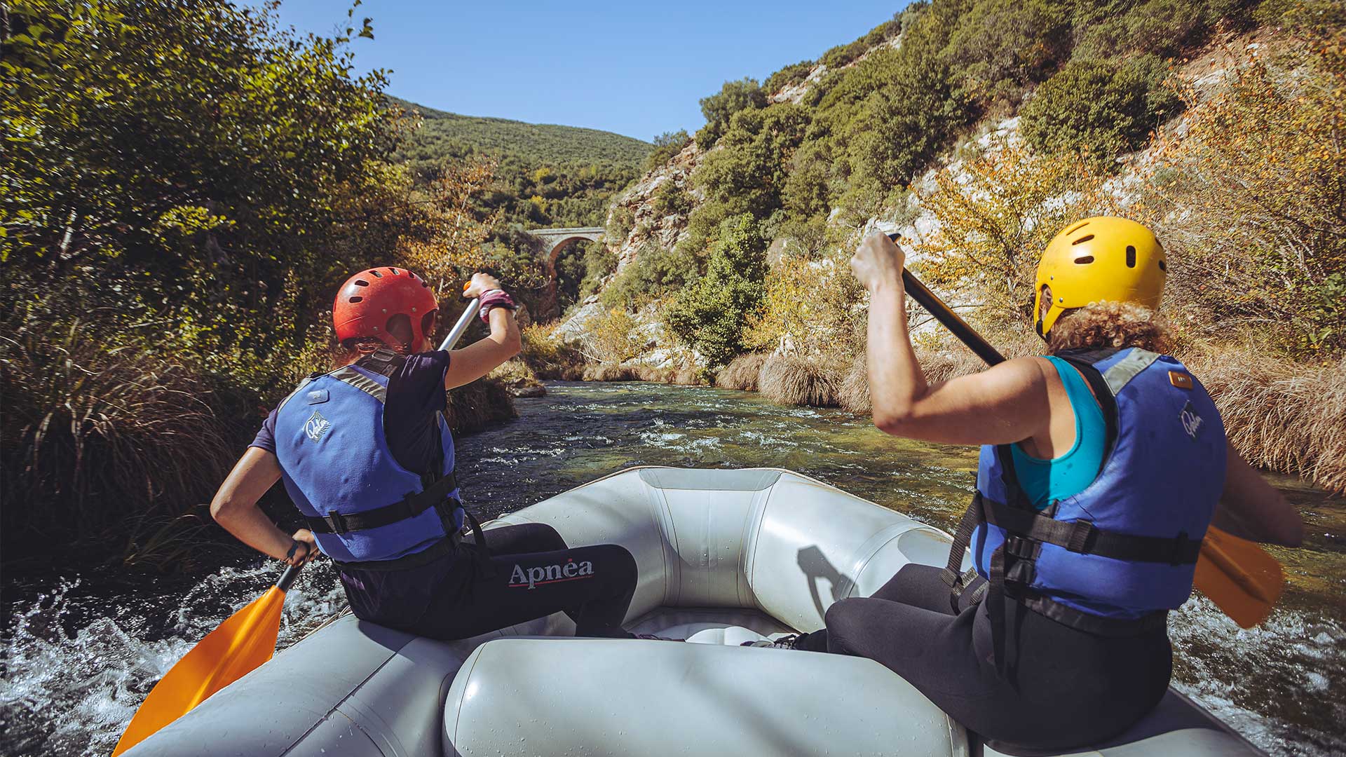 3 φαράγγια της Πελοποννήσου που πρέπει να περπατήσετε-1