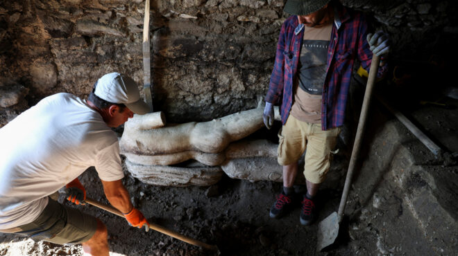 τι-γυρεύει-ένας-σχεδόν-άθικτος-ερμής-σ-563115271