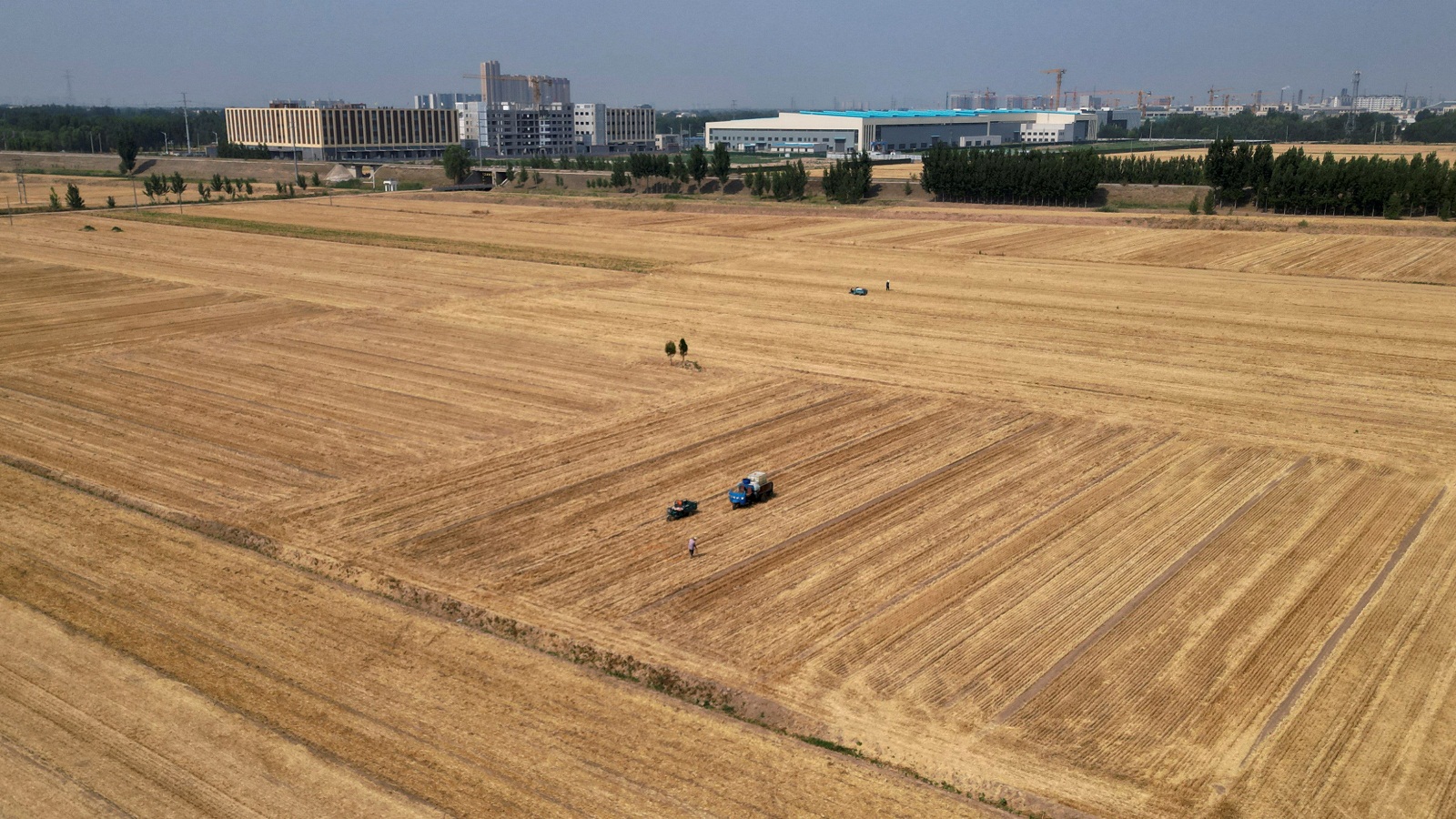 H Κίνα πλήττεται ταυτόχρονα από ξηρασία και πλημμύρες-2
