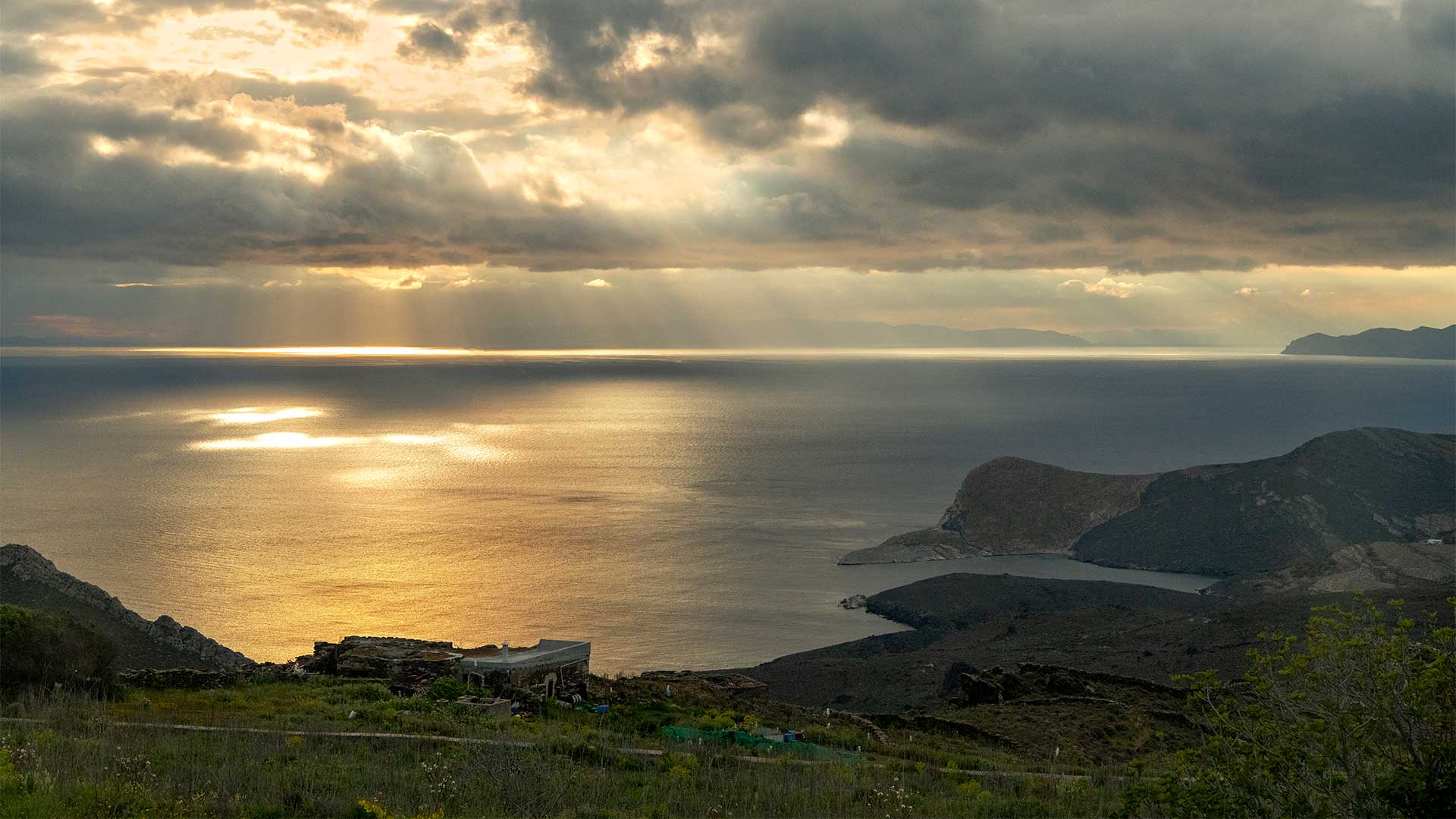 Κυκλάδες στο ποτήρι: 7 επισκέψιμα οινοποιεία του Αιγαίου-4