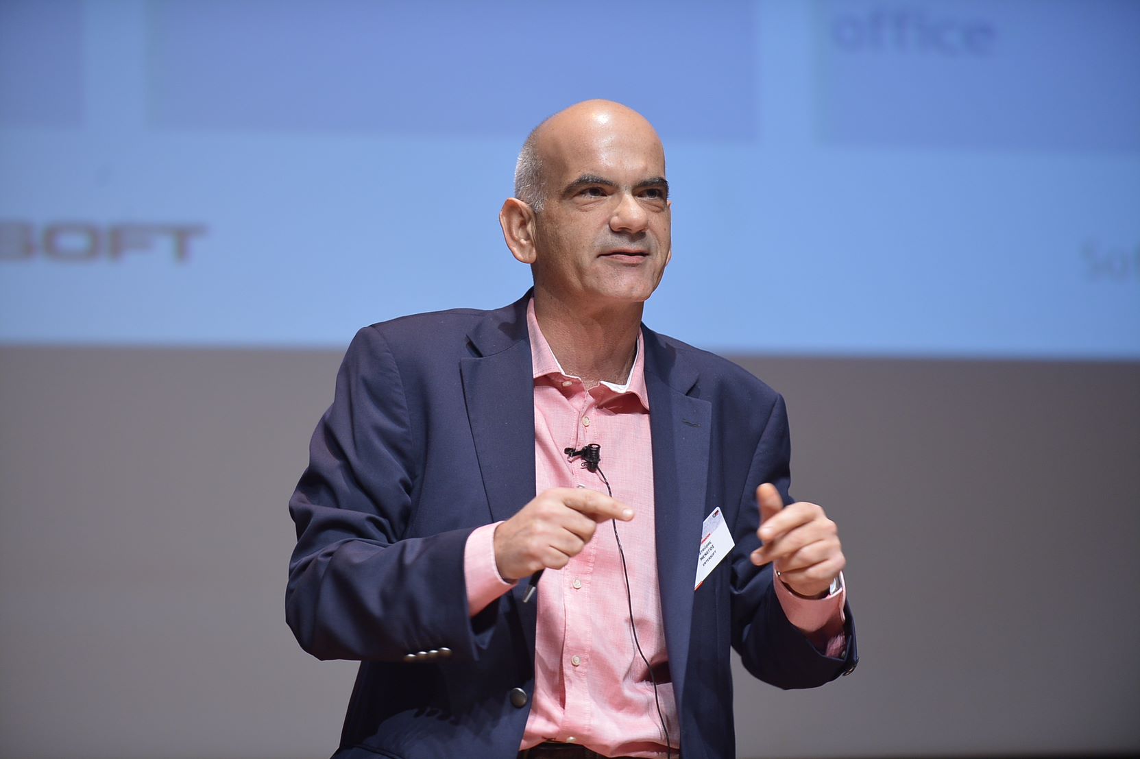 Ψηφιακό μπλακ άουτ: Τα αναπάντητα ερωτήματα, οι ψεύτικοι «σωτήρες» και μια λύση για το μέλλον-1