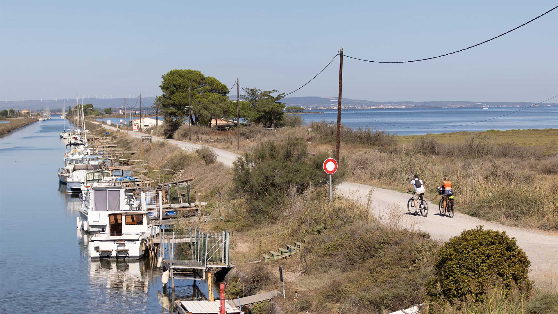 Γαλλία: Ποδηλατώντας μέσα από πόλεις και τοπία στο νότο της χώρας-1