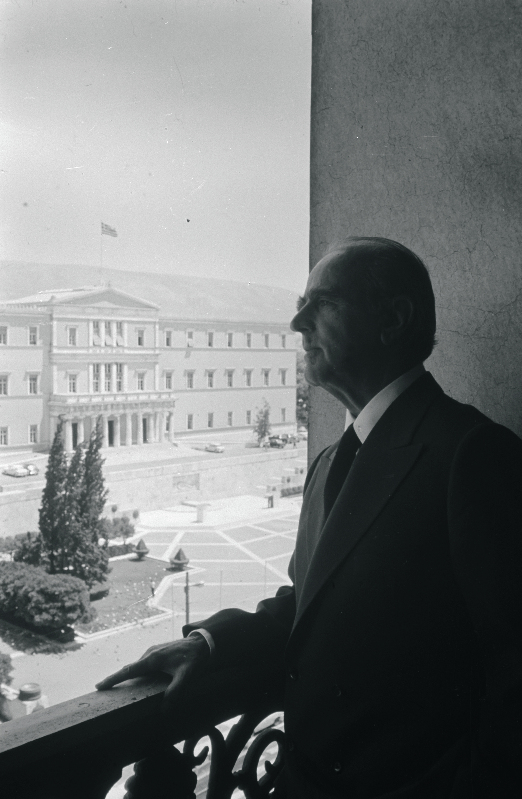 Μεταπολίτευση: Oι πρώτες μέρες-10