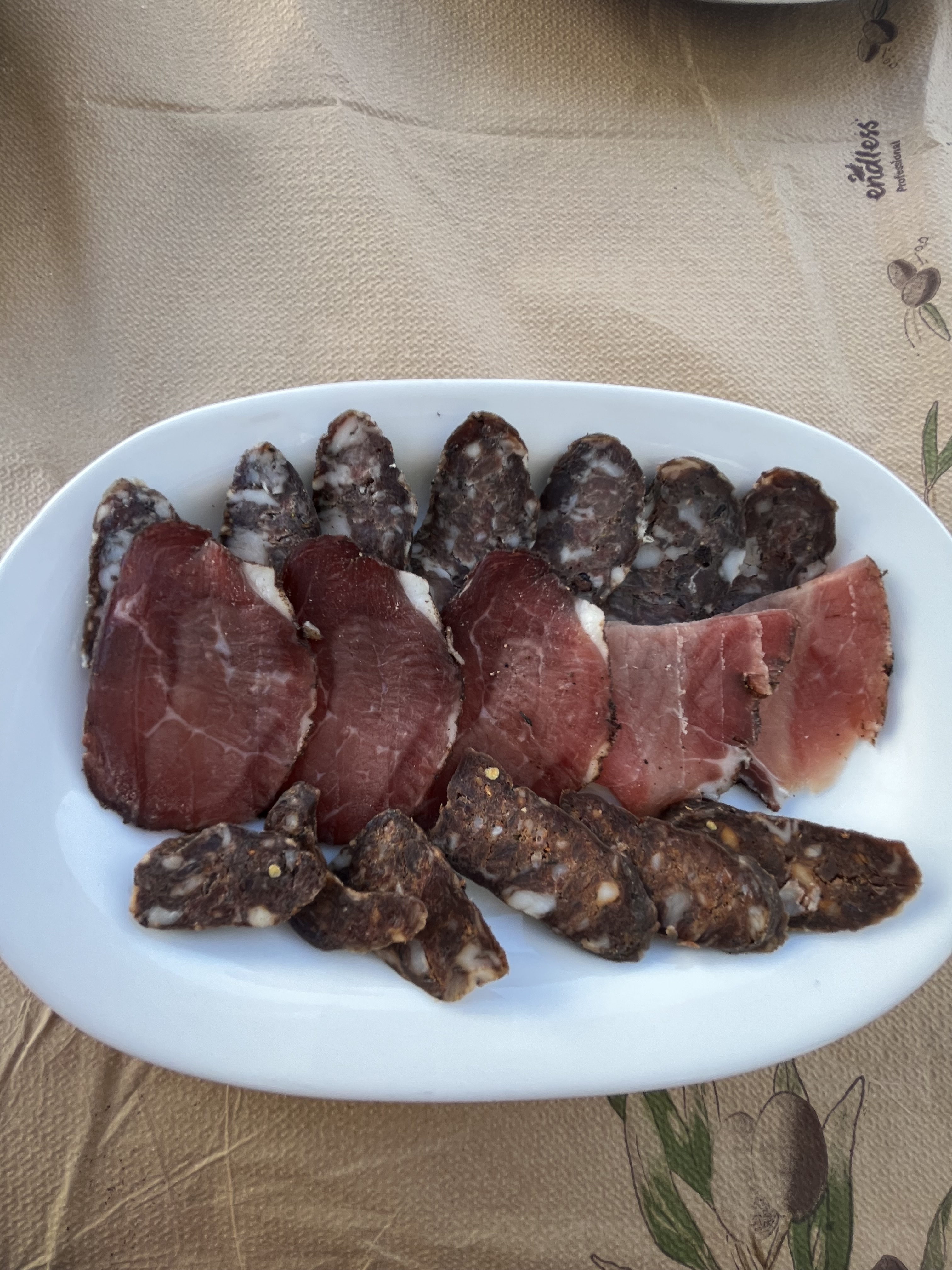 Ξύλα, λόζα και παγωτό ρυζόγαλο στην Τζια-3