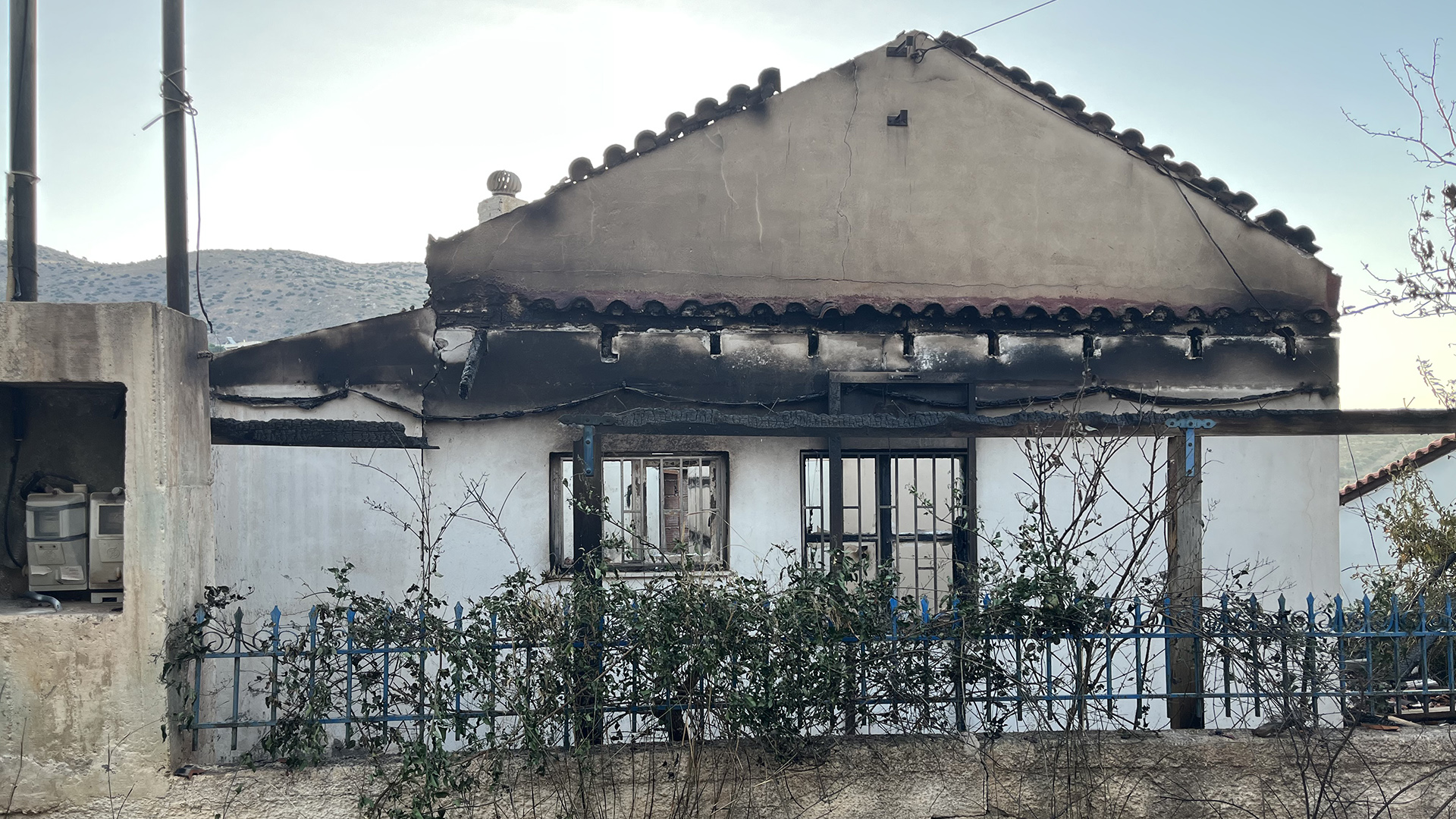 Φωτιά στην Κερατέα: Η επόμενη μέρα-3