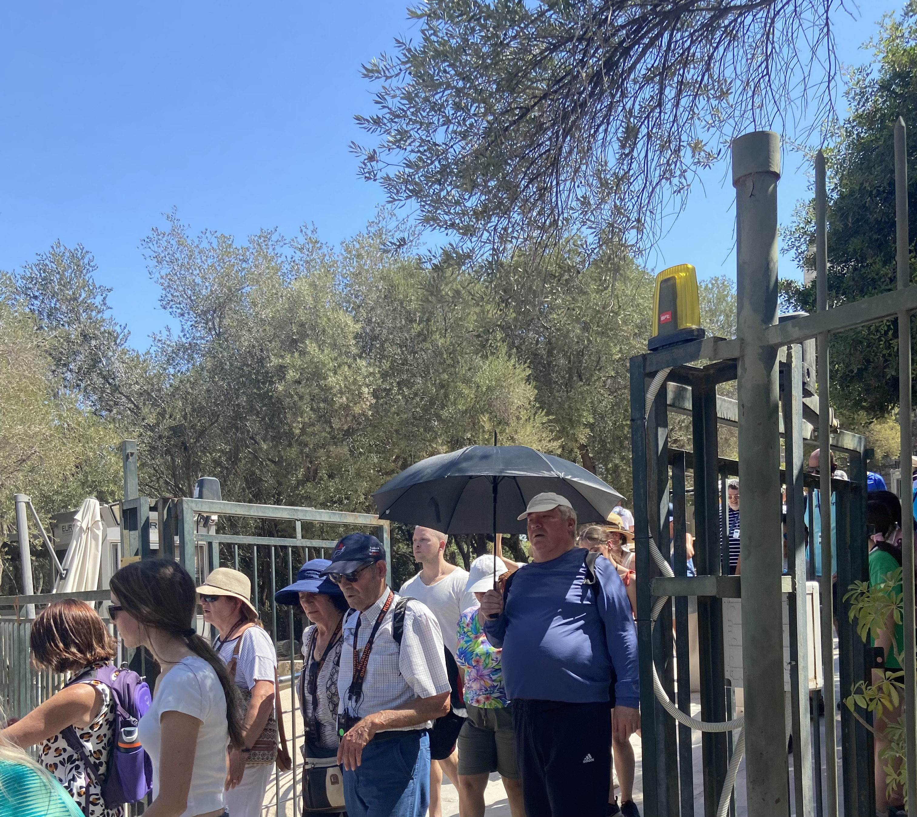 «Ηταν η μοναδική ευκαιρία να δω την Ακρόπολη, δεν θα με σταματούσε ο καύσωνας»-2