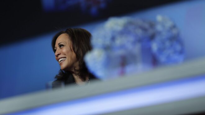 κάμαλα-χάρις-οι-πολλές-ταυτότητες-της-563137555