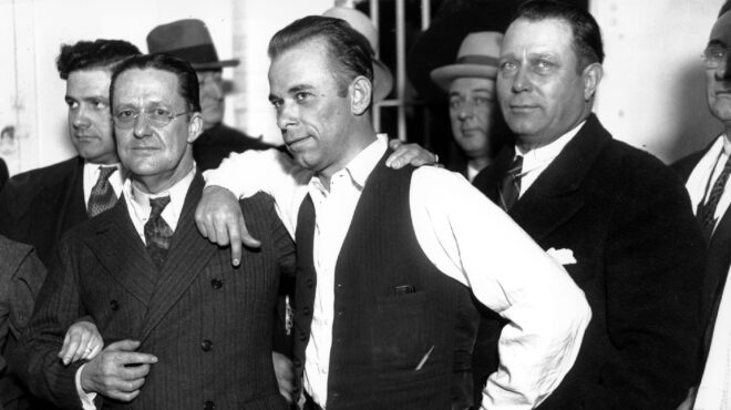 σαν-σήμερα-22-ιουλίου-1934-δολοφονείται-ο-563137003