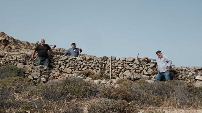 κυκλάδες-ανακαλύπτοντας-την-ταπεινή-563130964