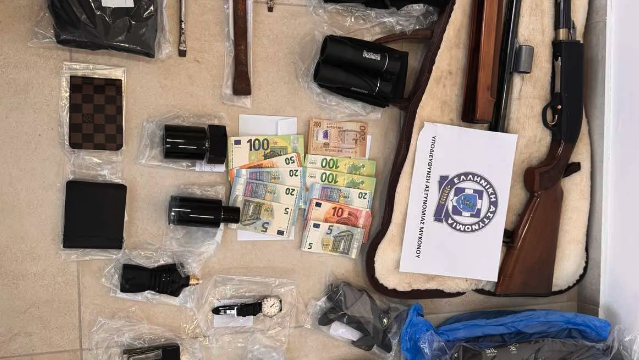 μύκονος-συνελήφθη-32χρονος-για-κλοπές-σ-563139685