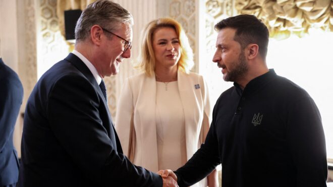 λονδίνο-ο-ζελένσκι-στη-συνεδρίαση-του-563133640