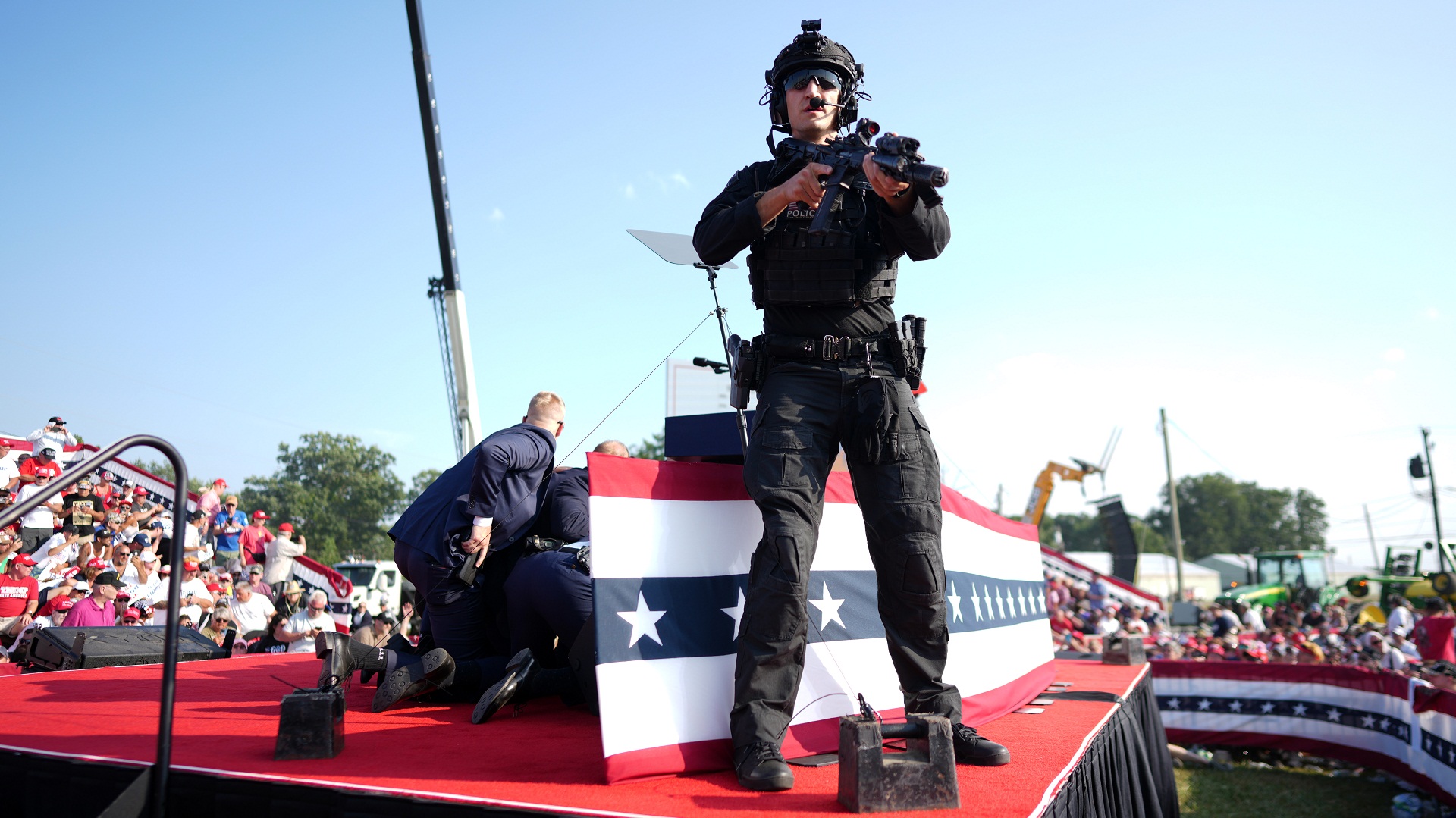 Πώς έγινε η απόπειρα δολοφονίας κατά Τραμπ (χάρτης και εικόνες)-3