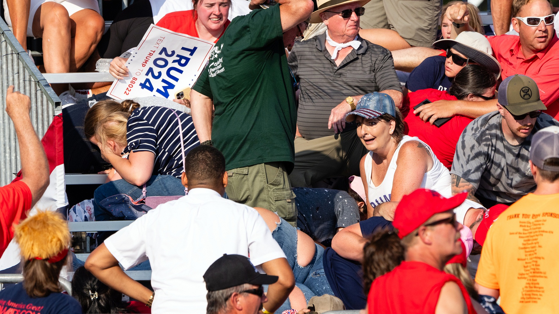 Πώς έγινε η απόπειρα δολοφονίας κατά Τραμπ (χάρτης και εικόνες)-6
