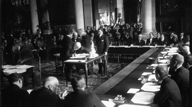 σαν-σήμερα-28-ιουλίου-1920-υπογράφεται-η-σ-563140243