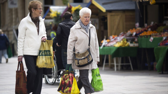δημογραφικό-κραχ-για-την-ελλάδα-το-2035-563133622