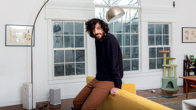 κάβε-ακμπάρ-ένας-σούπερ-σταρ-των-γραμμ-563117401