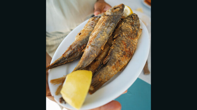 στη-βλυχάδα-σαντορίνης-εκεί-που-τρώνε-563132572