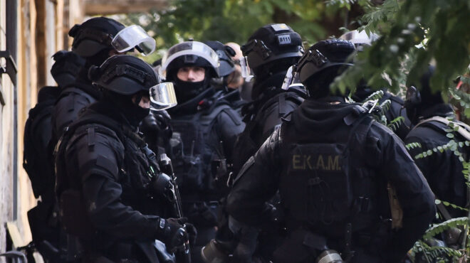 αντιτρομοκρατική-7-συλλήψεις-για-εμπρ-563109730