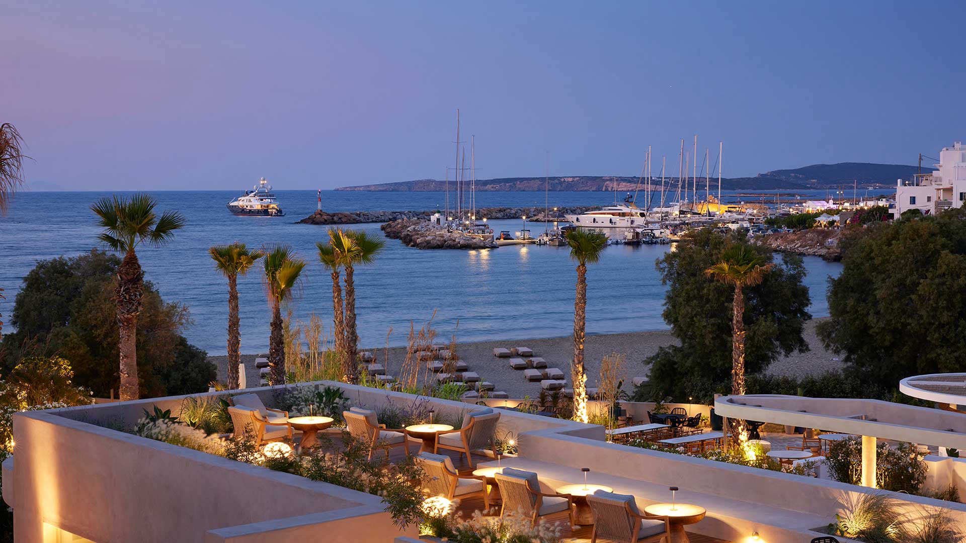 Μπαλκόνι στο Αιγαίο: 8 μπαρ στα νησιά με απαράμιλλη θέα-3