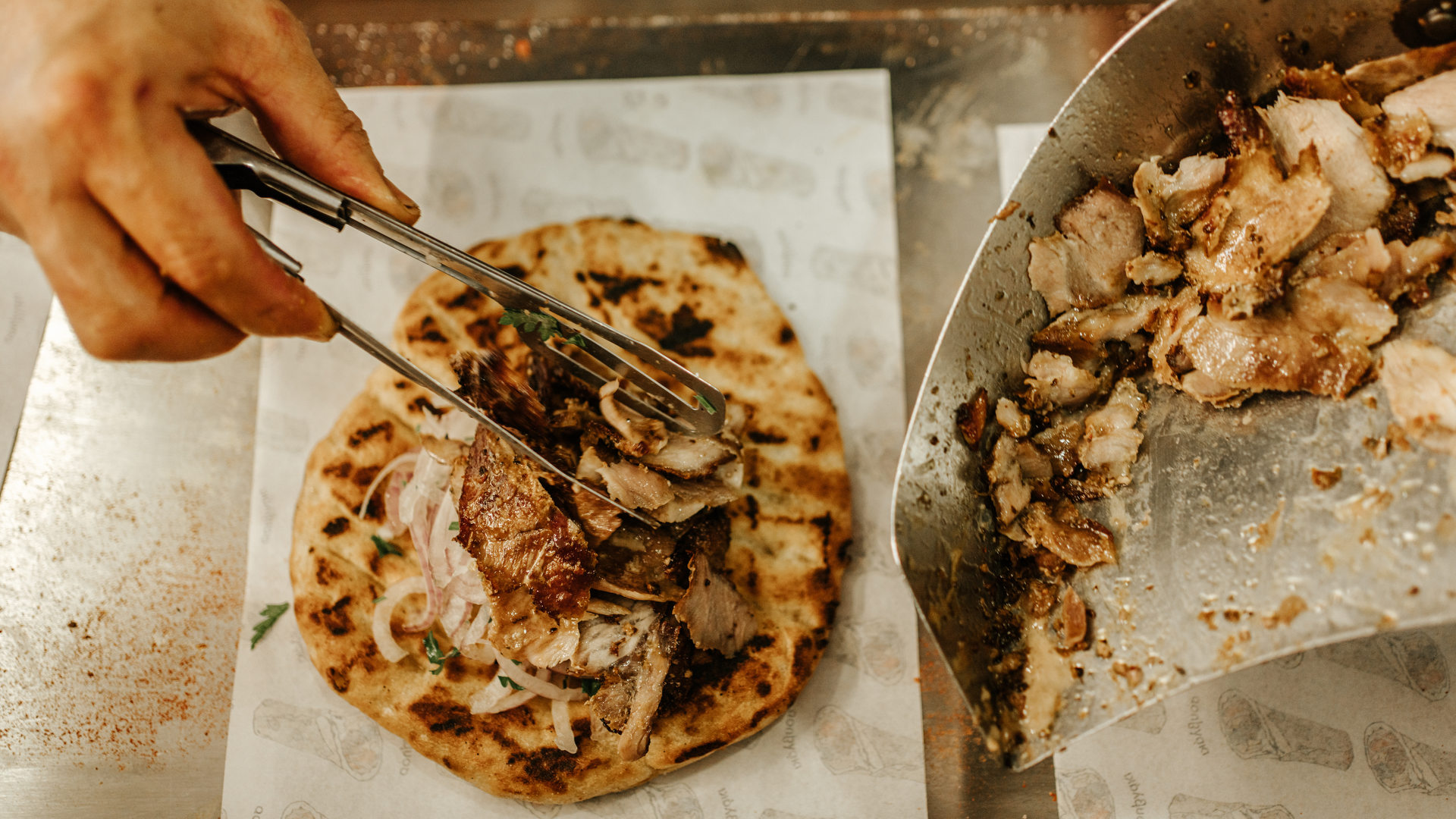 Σε είκοσι χρόνια θα θυμάται κανείς πώς φτιάχνεται ένα καλό σουβλάκι;-1