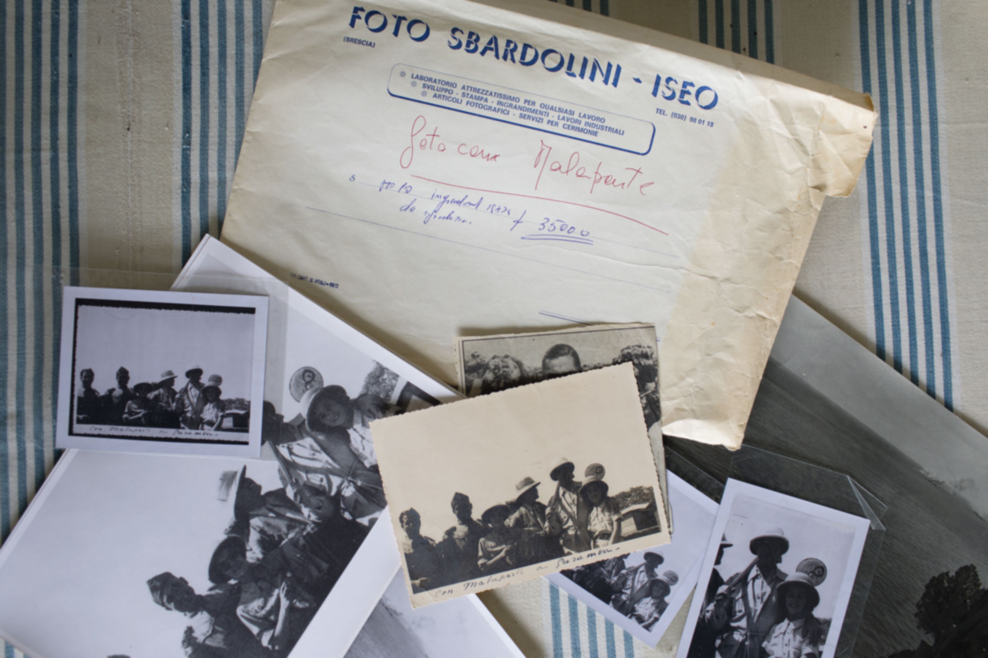 Στον Πύργο μίας βαρόνης κρύβεται μία αποικία συγγραφέων-7