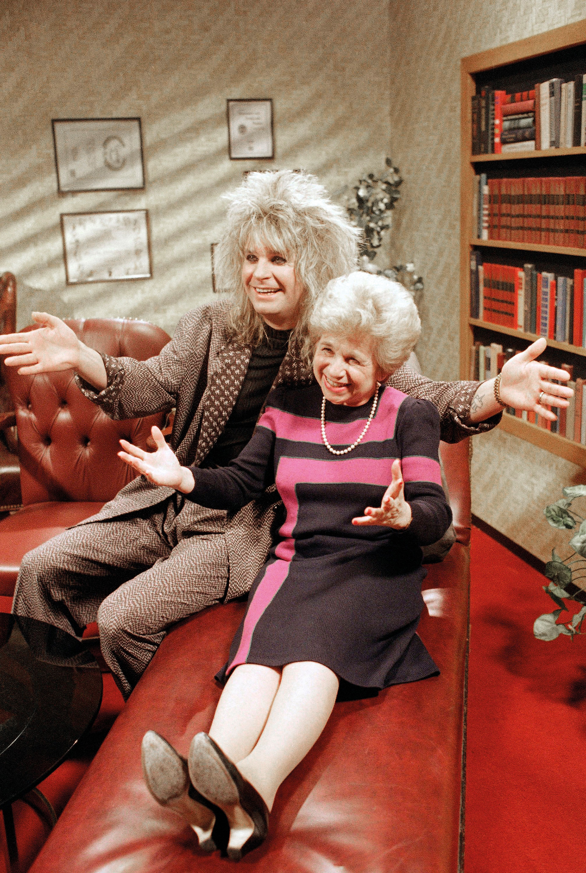 Δρ Ρουθ: Ηξερε όσα θέλετε να μάθετε για το σεξ-2