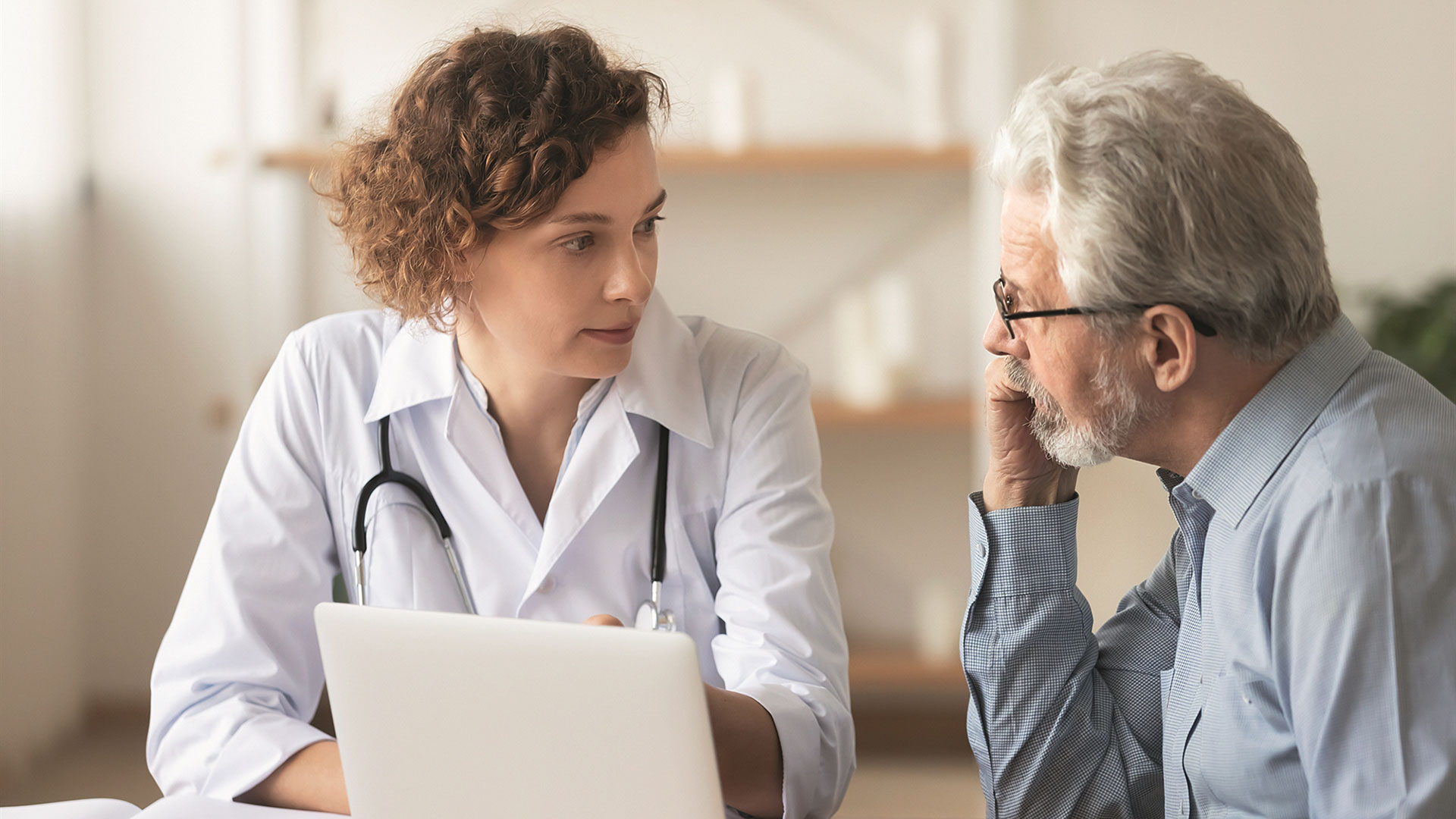 eχετε-πράγματι-αλλεργία-σε-κάποιο-φάρμ-563132695