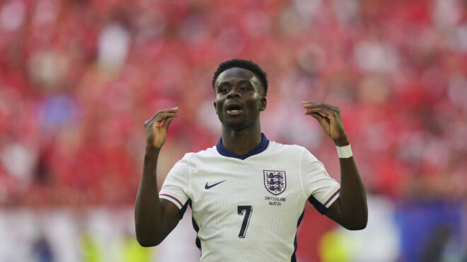 το-deja-vu-του-σάκα-κρατά-την-φλόγα-αναμμ-563114722