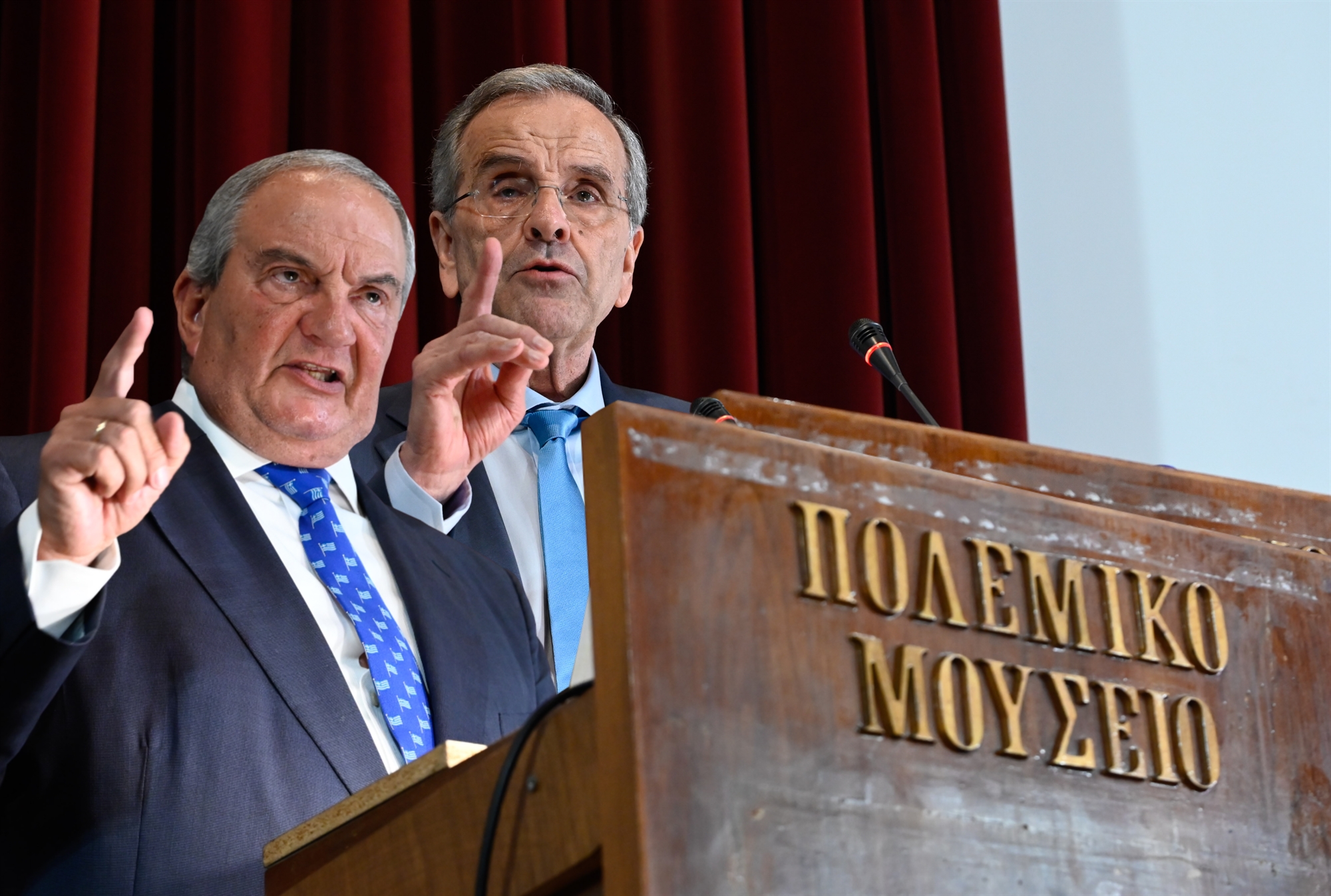 Παρελθόν, καλωσόρισες!-1