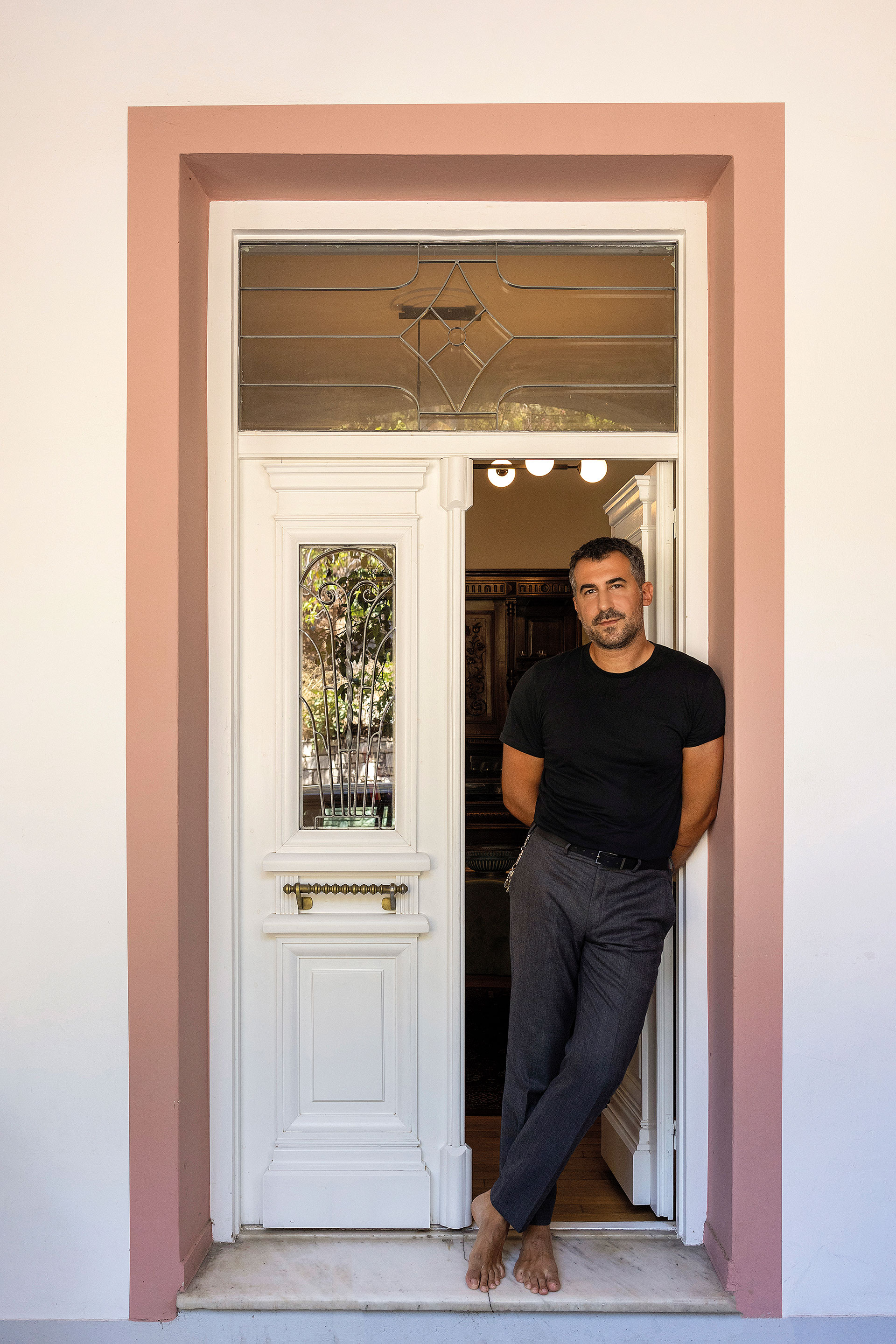 Eνα ισόγειο-κουκλί στον Λυκαβηττό-1