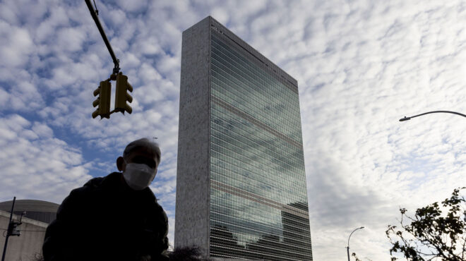 άρθρο-του-γεώργιου-χριστοδουλάκη-στη-563114524