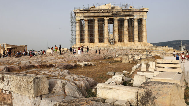 η-πρώτη-πριβέ-ξενάγηση-στην-ακρόπολη-σ-563105863