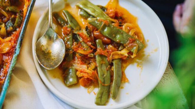 φασολάκια-λαδερά-φουρνιστά-με-όλα-τα-υ-563141065