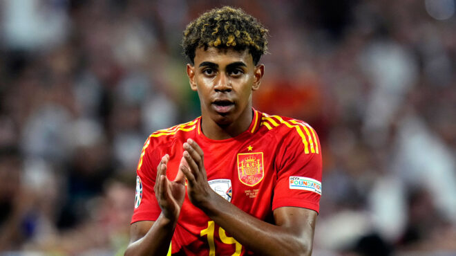 ο-λαμίν-γιαμάλ-νίκησε-πελέ-και-ρατσισμ-563119201