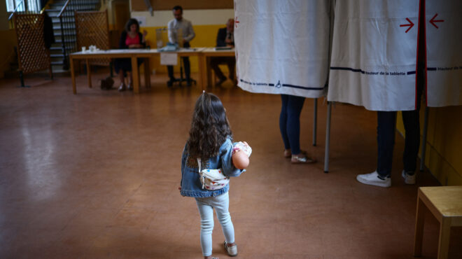 γαλλία-εκλογές-σε-υψηλό-43-ετών-η-συμμε-563114815