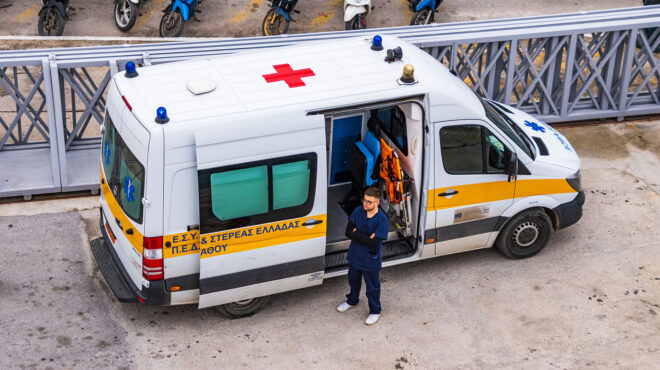 γεωργιάδης-εως-3-600-ευρώ-στους-γιατρούς-π-563134213